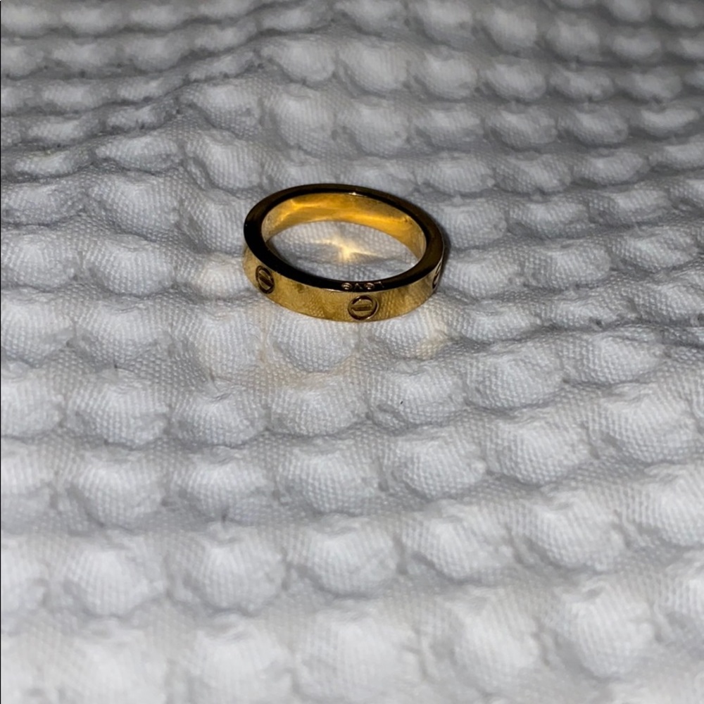 Love screw ring